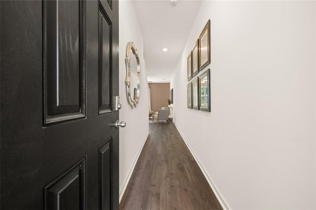 3 bedroom, 3 bathroom, 1,866 sq ft townhouse for sale at 1408 Gray Branch Drive, Lawrenceville, GA 30045 — photo 2