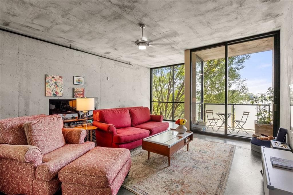 1 bedroom, 1 bathroom, 960 sq ft condominium for sale at 480 John Wesley Dobbs Avenue 332, Atlanta, GA 30312 — photo 4
