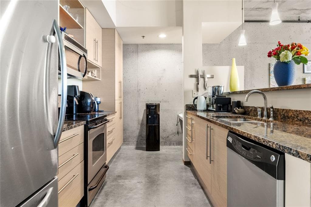 1 bedroom, 1 bathroom, 960 sq ft condominium for sale at 480 John Wesley Dobbs Avenue 332, Atlanta, GA 30312 — photo 8