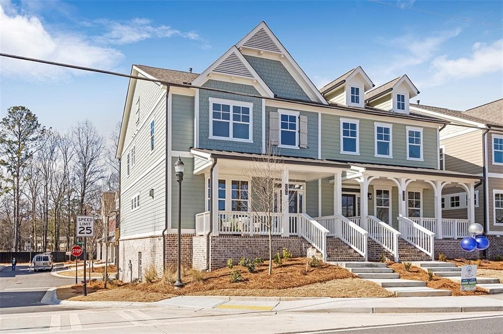 4 bedroom, 4 bathroom, 2,660 sq ft townhouse for sale at 164 Palm Street, Woodstock, GA 30188