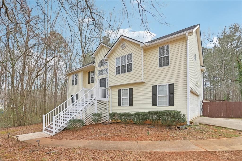 83 Huntington Court, Newnan, GA 30265 — most recent listing photo