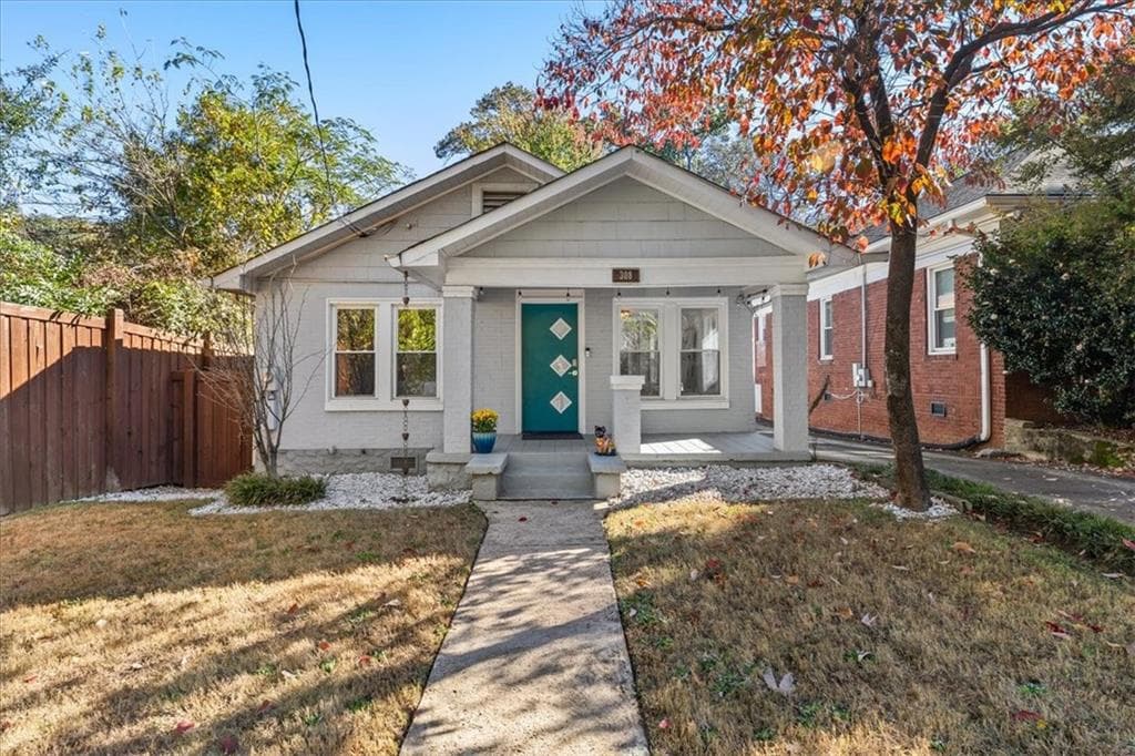 3 bedroom, 1 bathroom, 1,018 sq ft single family residence sold at 308 Mcpherson Place, Atlanta, GA 30316