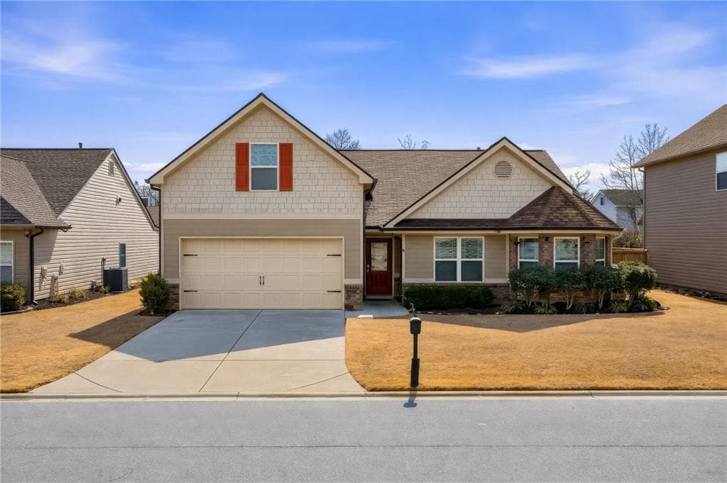 3 bedroom, 2 bathroom, 2,368 sq ft single family residence under contract at 5570 Glenn Ivey Drive, Cumming, GA 30028 — photo 9