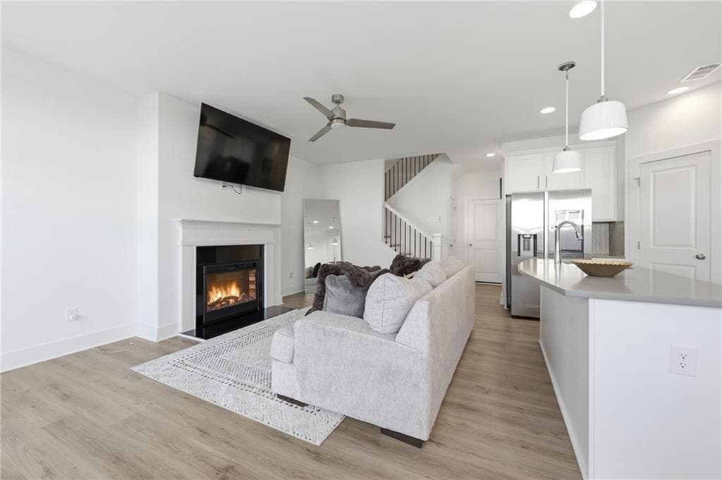 3 bedroom, 3 bathroom, 1,808 sq ft townhouse for sale at 1884 Aron Lane, Conyers, GA 30013 — photo 8