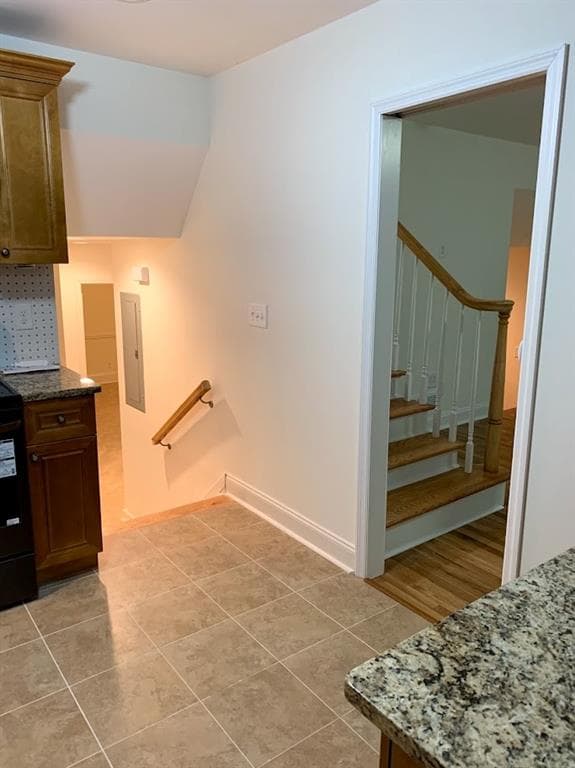 5 bedroom, 3 bathroom, 2,353 sq ft single family residence for sale at 3019 Trafalgar Way, Chamblee, GA 30341 — photo 5