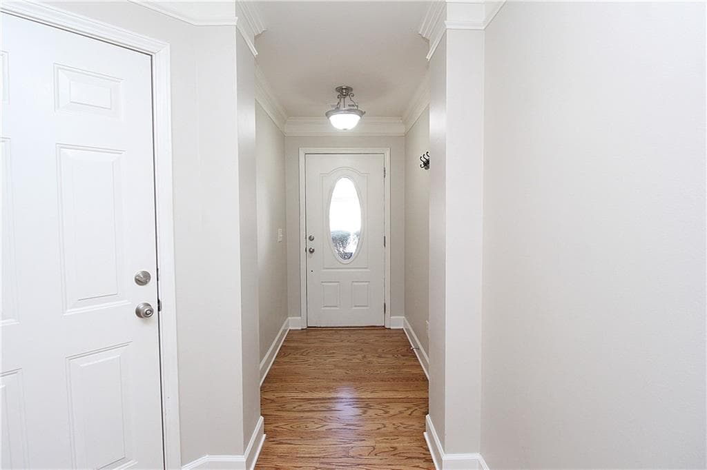 3 bedroom, 4 bathroom, 2,528 sq ft townhouse for sale at 802 Glen Ivy, Marietta, GA 30062 — photo 5
