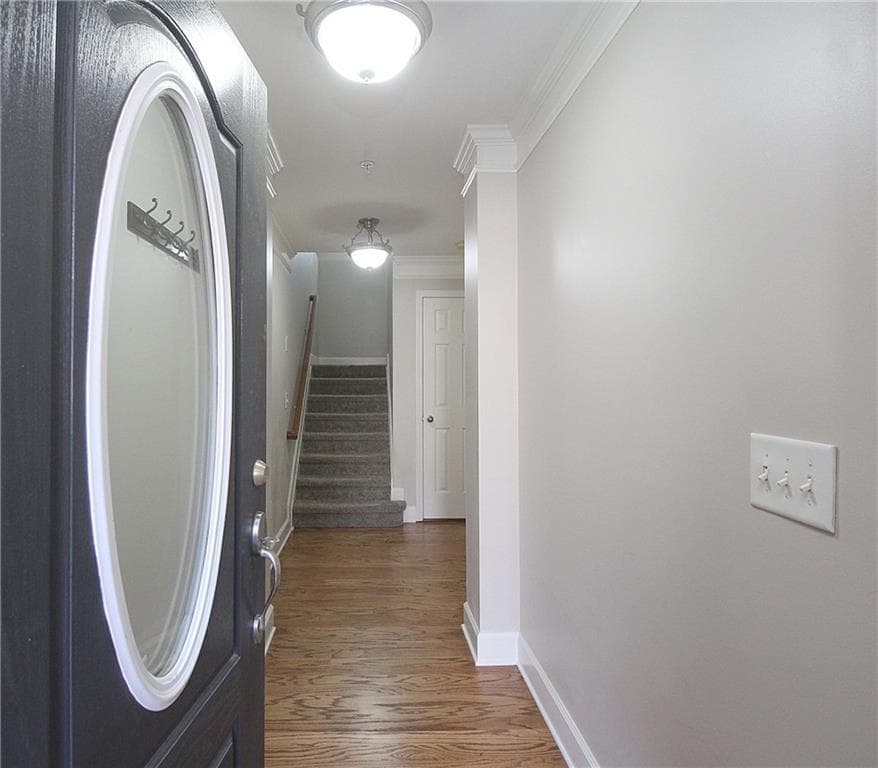 3 bedroom, 4 bathroom, 2,528 sq ft townhouse for sale at 802 Glen Ivy, Marietta, GA 30062 — photo 4