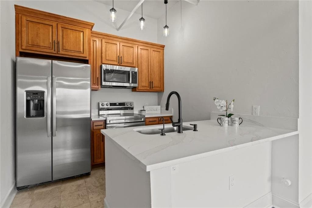 1 bedroom, 1 bathroom, 520 sq ft condominium under contract at 120 Ralph Mcgill Boulevard 703, Atlanta, GA 30308 — photo 10