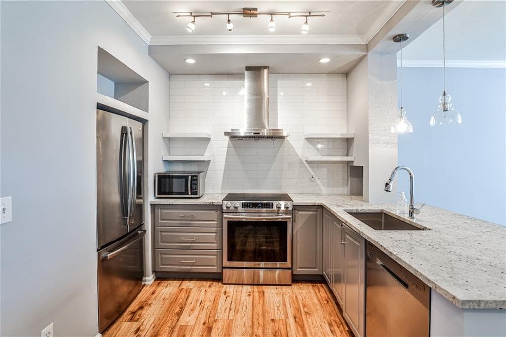 2 bedroom, 4 bathroom, 1,200 sq ft townhouse for sale at 1126 Village Court, Atlanta, GA 30316 — photo 3