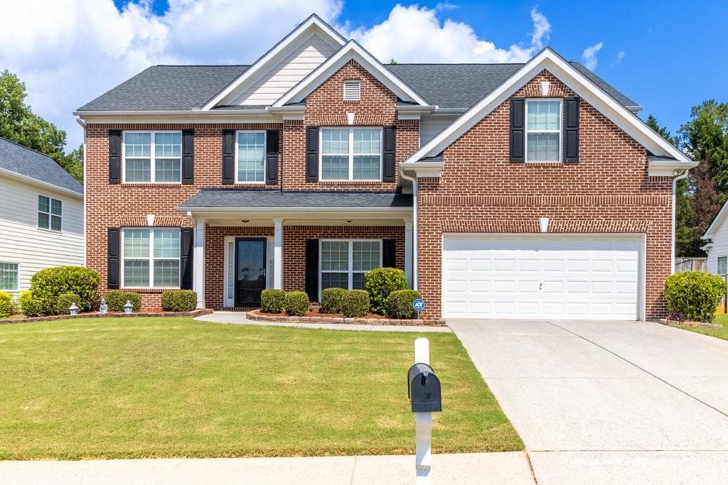 5 bedroom, 3 bathroom, 3,192 sq ft single family residence sold at 3216 Mcever Woods Trail, Acworth, GA 30101