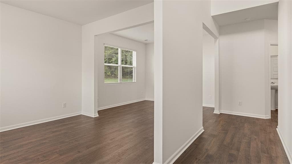 4 bedroom, 3 bathroom, 2,700 sq ft single family residence under contract at 159 Defilippe Drive, Statham, GA 30666 — photo 8