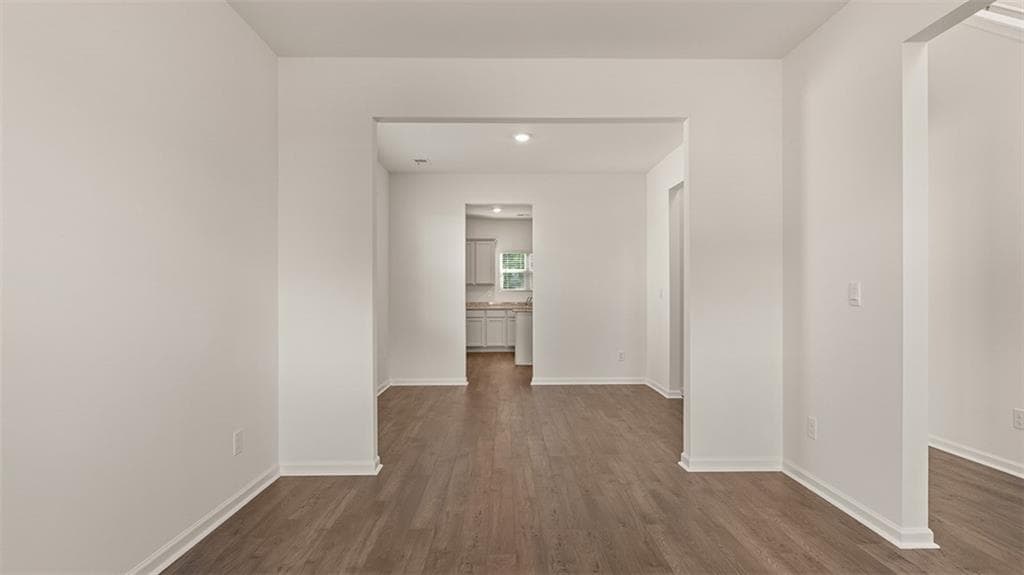 4 bedroom, 3 bathroom, 2,700 sq ft single family residence under contract at 159 Defilippe Drive, Statham, GA 30666 — photo 9