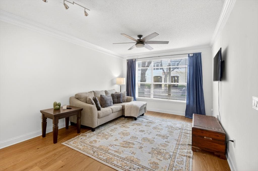 1 bedroom, 1 bathroom, 715 sq ft condominium for sale at 955 Juniper Street 3028, Atlanta, GA 30309 — photo 8