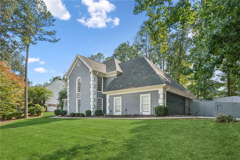 5 bedroom, 3 bathroom, 2,808 sq ft single family residence for sale at 1210 Swan Mill Court, Suwanee, GA 30024 — photo 5