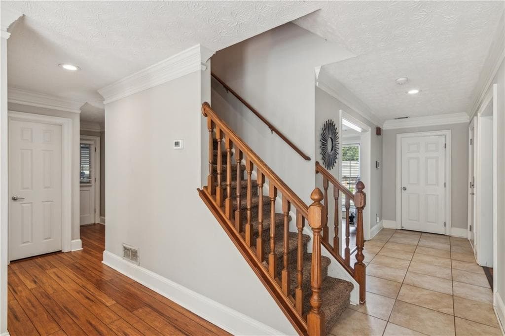 5 bedroom, 3 bathroom, 2,808 sq ft single family residence for sale at 1210 Swan Mill Court, Suwanee, GA 30024 — photo 6