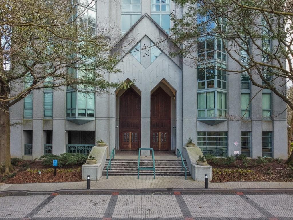 1 bedroom, 1 bathroom, 543 sq ft condominium sold at 2870 Pharr Court South 2903, Atlanta, GA 30305