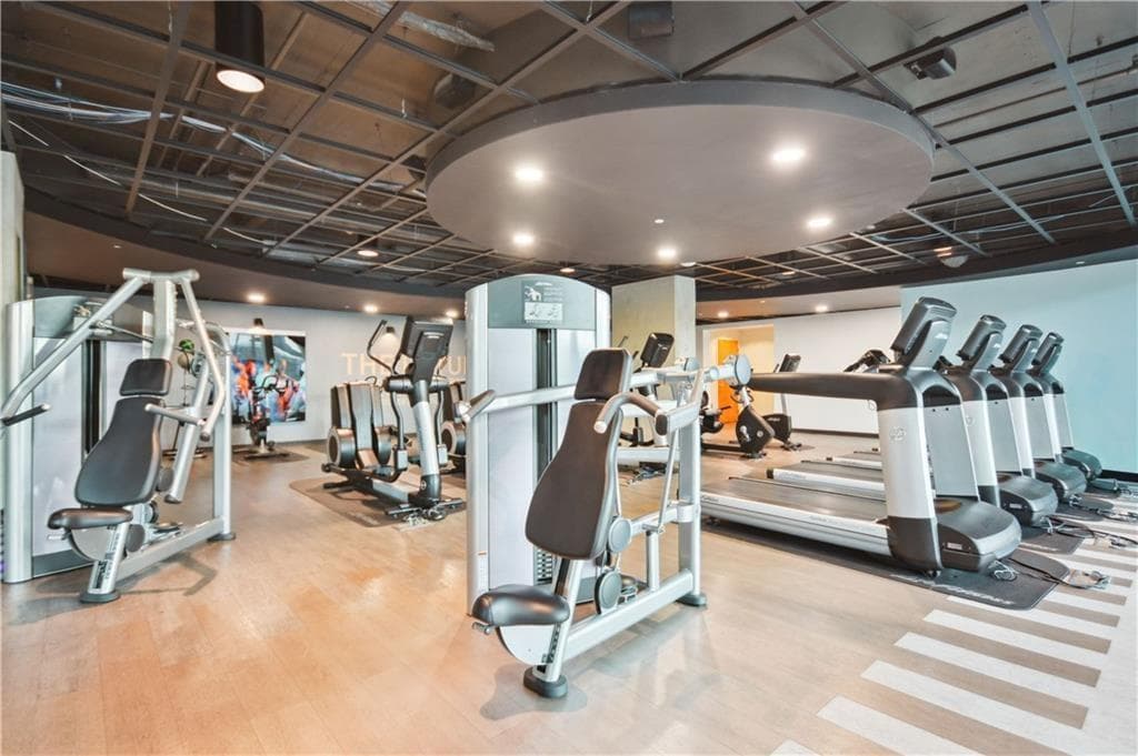 1 bedroom, 1 bathroom, 755 sq ft condominium for sale at 361 17th Street 1717, Atlanta, GA 30363 — photo 5