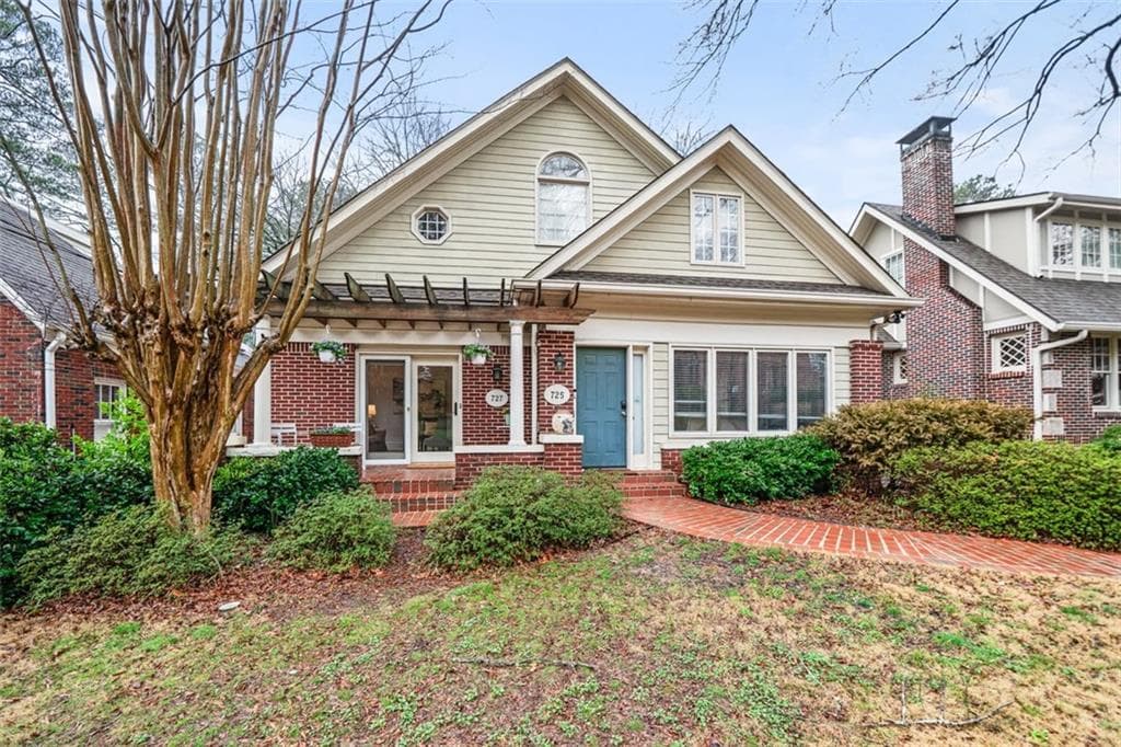 3 bedroom, 3 bathroom, 1,678 sq ft townhouse sold at 727 Brookridge Drive, Atlanta, GA 30306