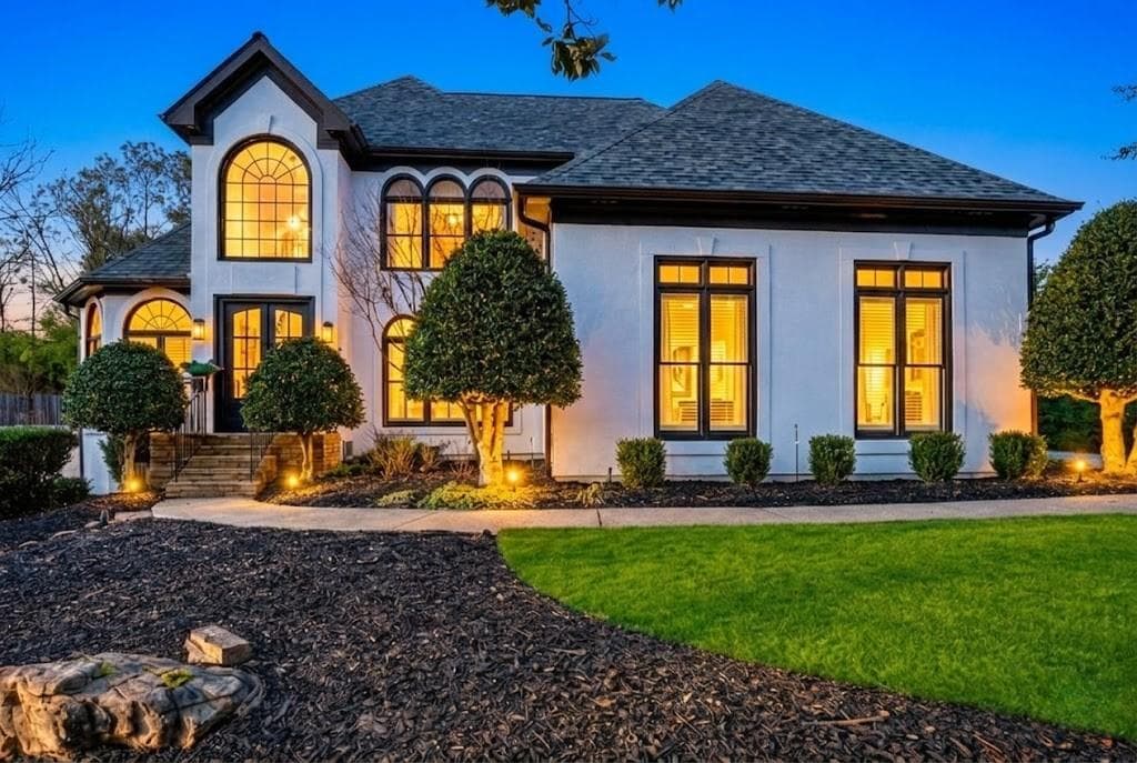 405 Glen Grove Court, Roswell, GA 30075 — most recent listing photo