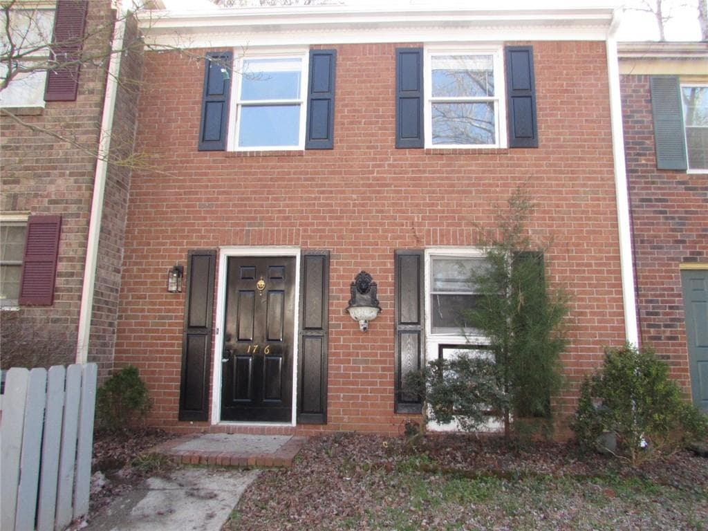 2 bedroom, 3 bathroom, 1,280 sq ft townhouse for rent at 1716 Twin Brooks Drive, Marietta, GA 30067 for $1,599 a month — photo 5