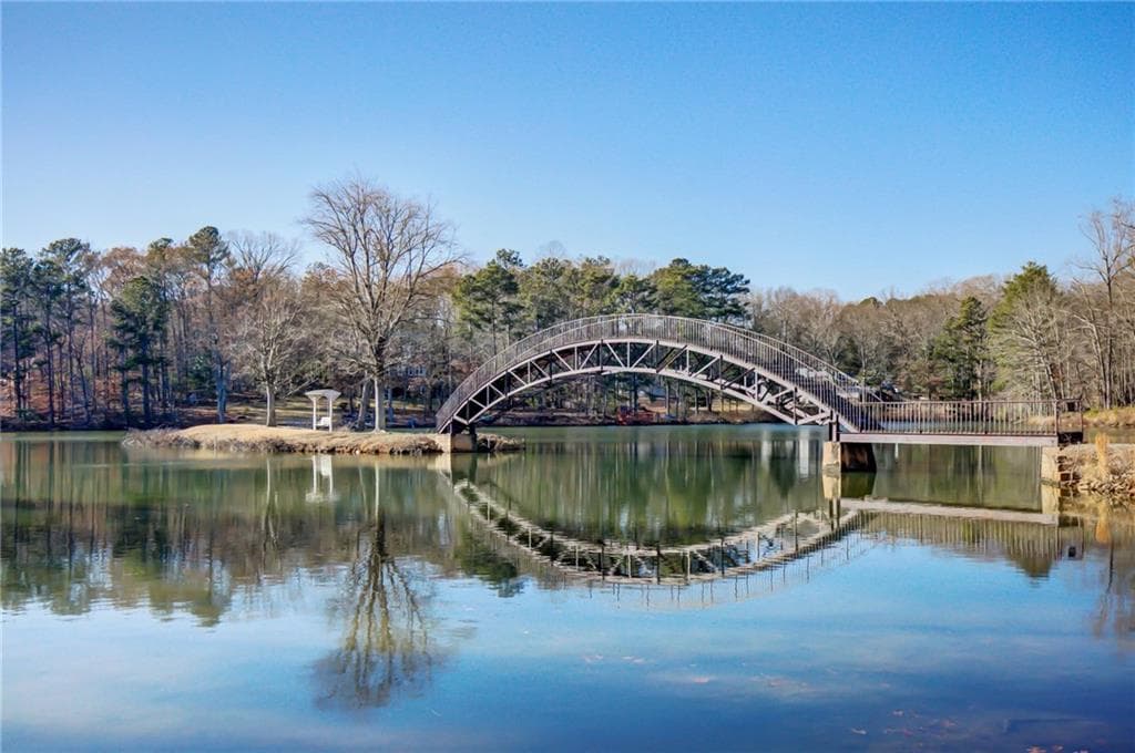 5 bedroom, 4 bathroom, 3,898 sq ft single family residence for sale at 6450 Lake Sara Glen Drive, Douglasville, GA 30135 — photo 5