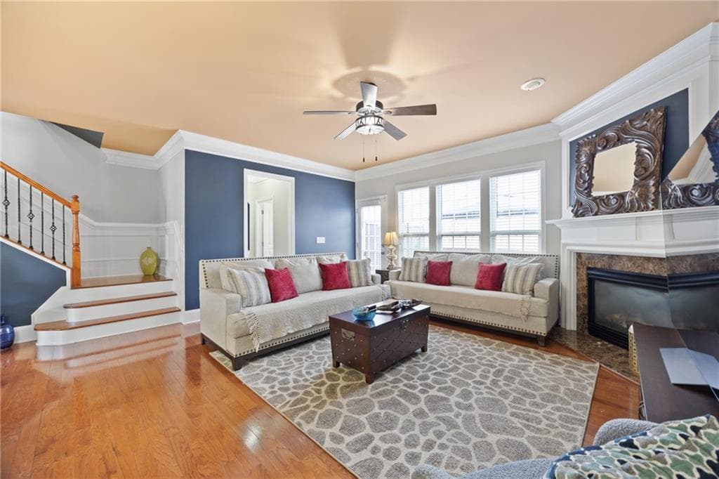 3 bedroom, 4 bathroom, 2,220 sq ft townhouse for sale at 2871 Overlook Way, Atlanta, GA 30324 — photo 8