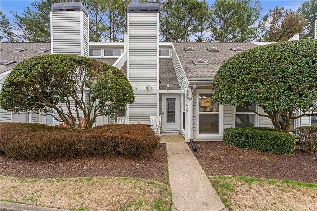 3 bedroom, 2 bathroom, 1,241 sq ft condominium sold at 1630 Homestead Trail, Alpharetta, GA 30004