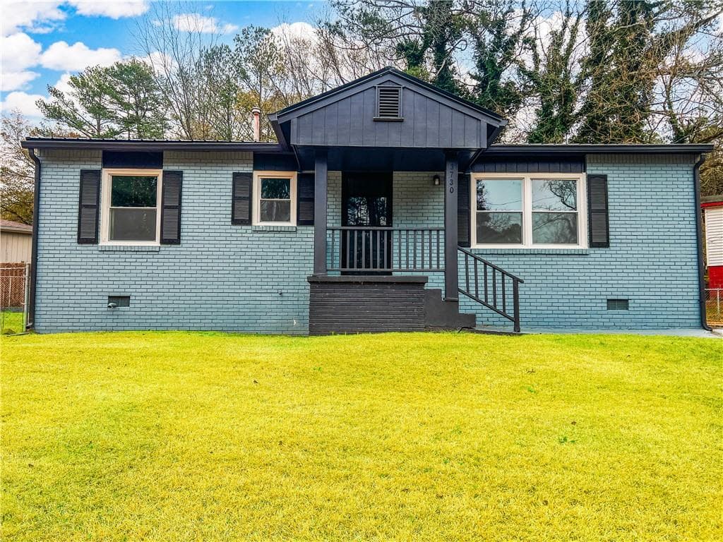 3 bedroom, 2 bathroom, 1,000 sq ft single family residence sold at 3730 Clovis Court NW, Atlanta, GA 30331