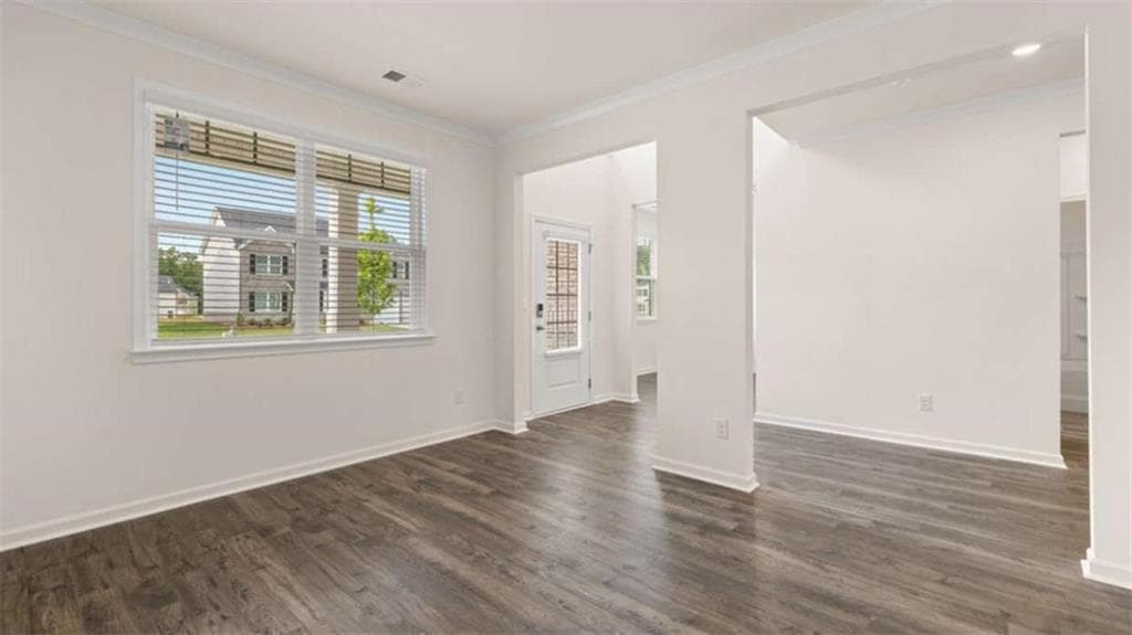 5 bedroom, 4 bathroom single family residence for sale at 3019 Champions Way, Loganville, GA 30052 — photo 4