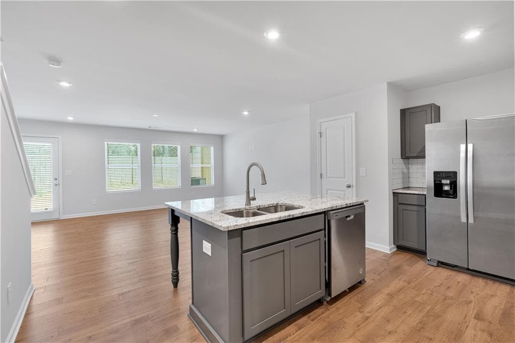 3 bedroom, 3 bathroom, 1,568 sq ft townhouse for sale at 105 Village Green Drive, Adairsville, GA 30103 — photo 6