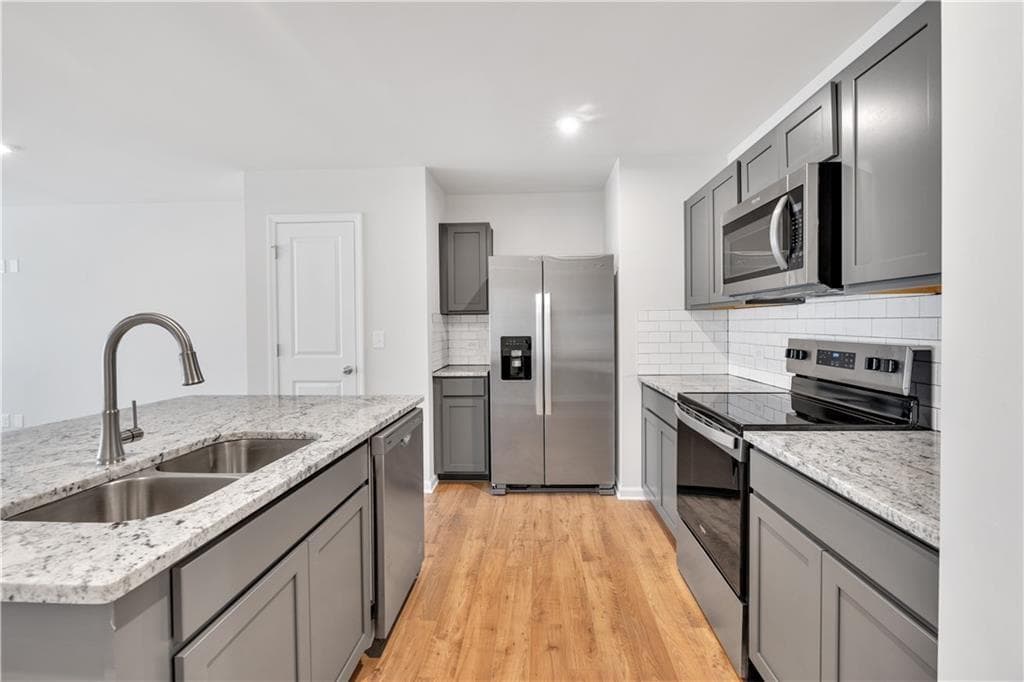 3 bedroom, 3 bathroom, 1,568 sq ft townhouse for sale at 105 Village Green Drive, Adairsville, GA 30103 — photo 7