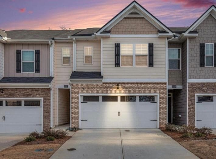 1026 King Iron Drive, Lawrenceville, GA 30045 — most recent listing photo