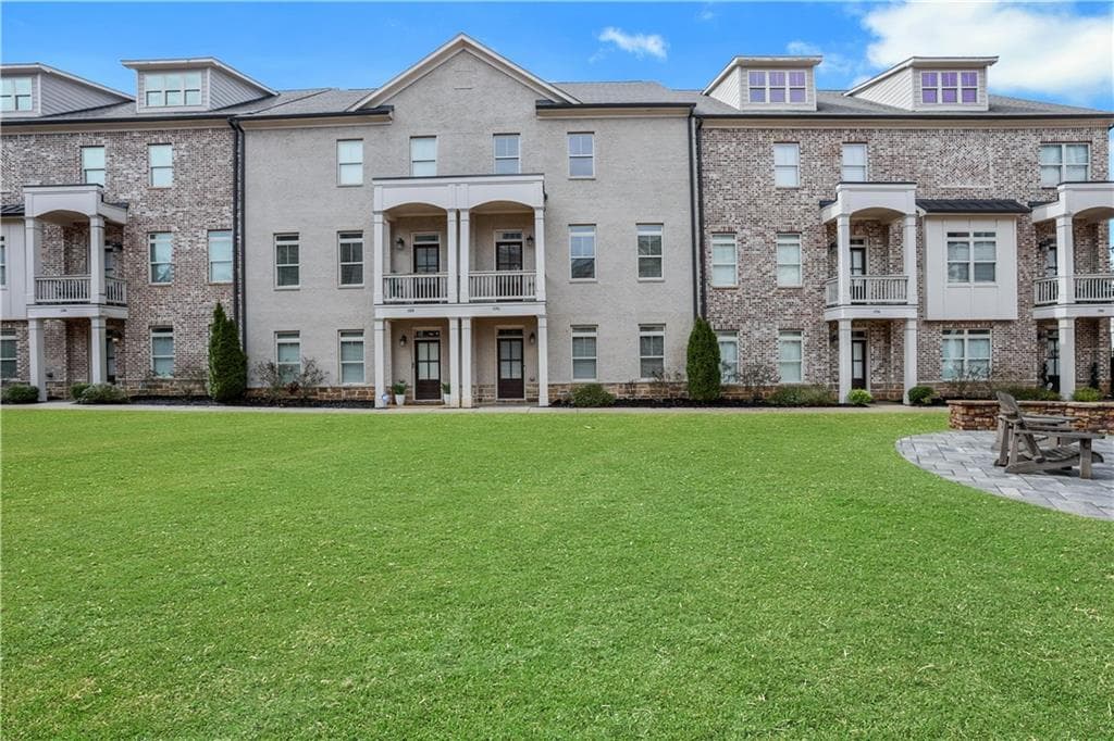 1292 Stone Castle Circle, Smyrna, GA 30080 — most recent listing photo
