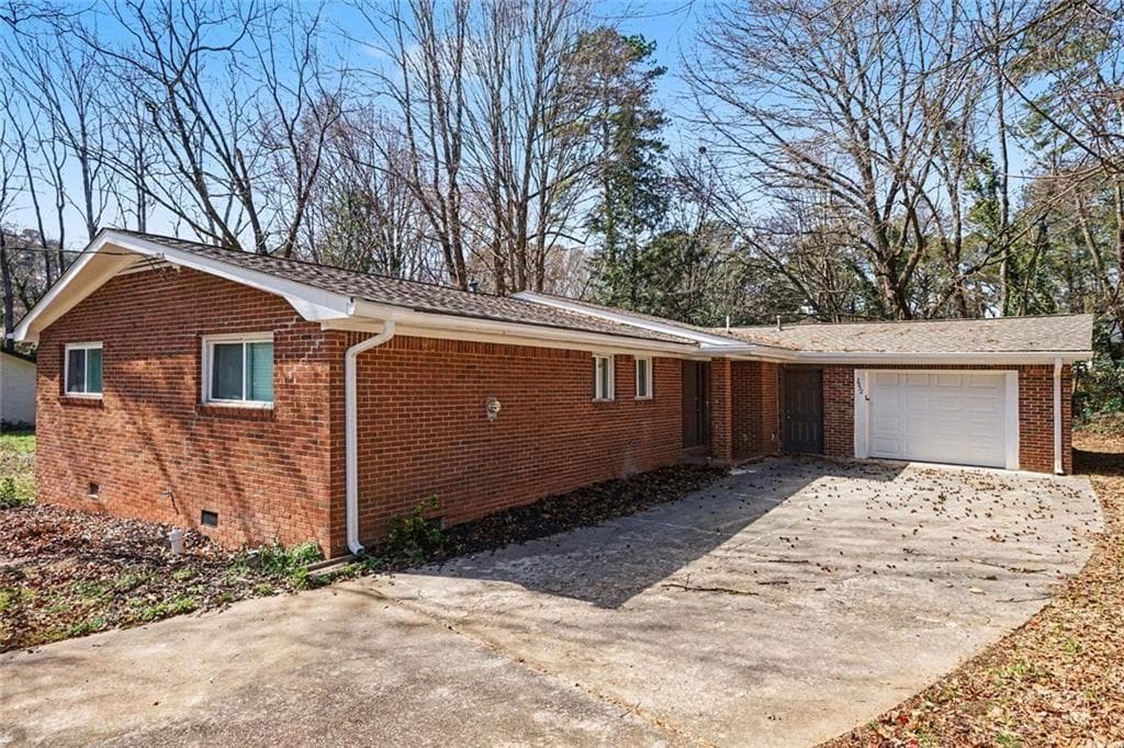 3932 Jane Marie Lane, Decatur, GA 30035 — most recent listing photo