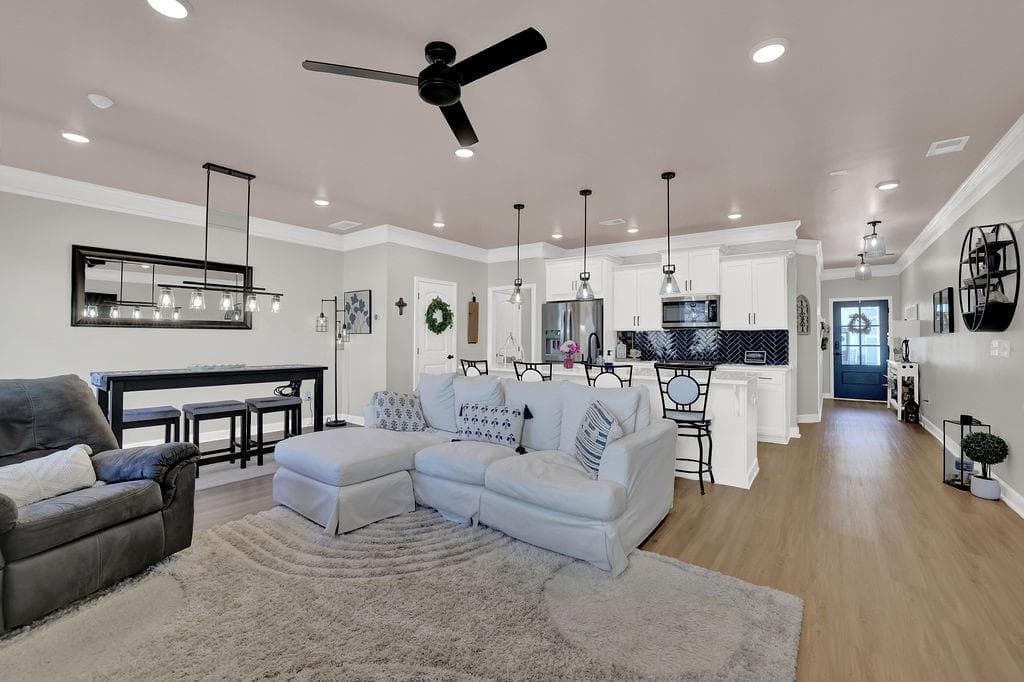 3 bedroom, 3 bathroom, 1,884 sq ft townhouse for sale at 1914 Carovel Way, Kennesaw, GA 30144 — photo 8
