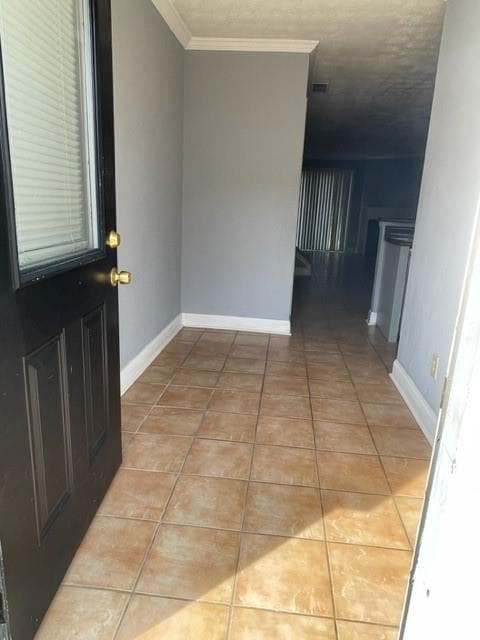 2 bedroom, 2 bathroom, 1,064 sq ft townhouse for rent at 6721 Trafalger Square, Norcross, GA 30093 for $1,750 a month — photo 2