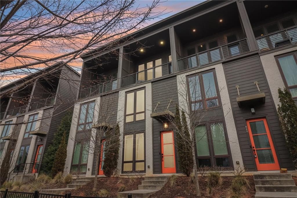 2 bedroom, 2 bathroom, 1,307 sq ft townhouse sold at 451 Parkway Drive, Atlanta, GA 30308