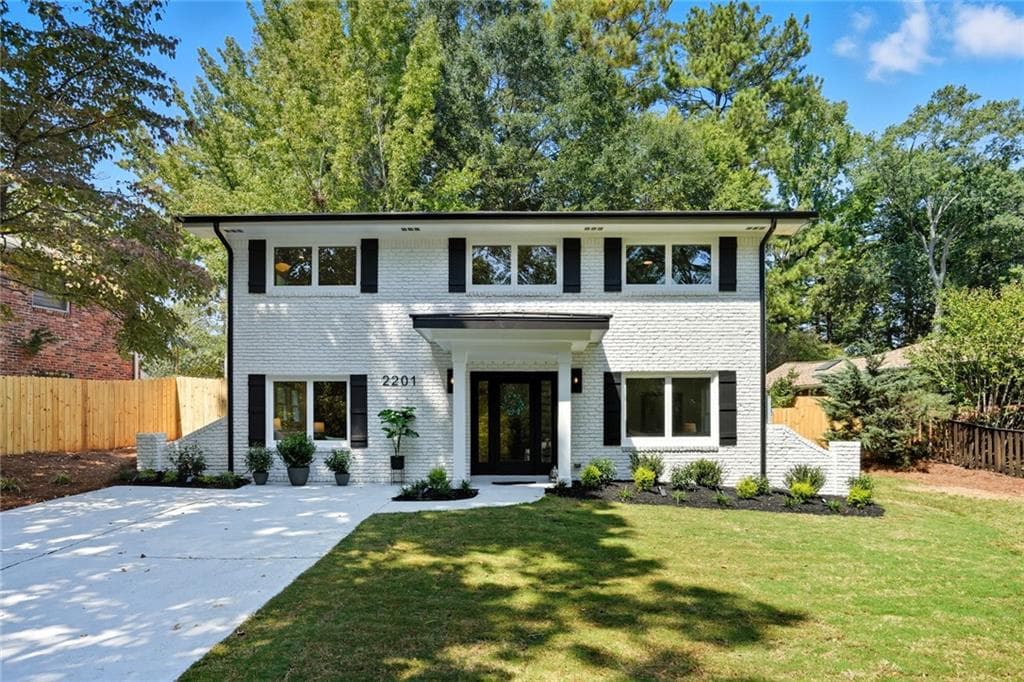 4 bedroom, 3 bathroom, 2,182 sq ft single family residence sold at 2201 Edgemore, Atlanta, GA 30316