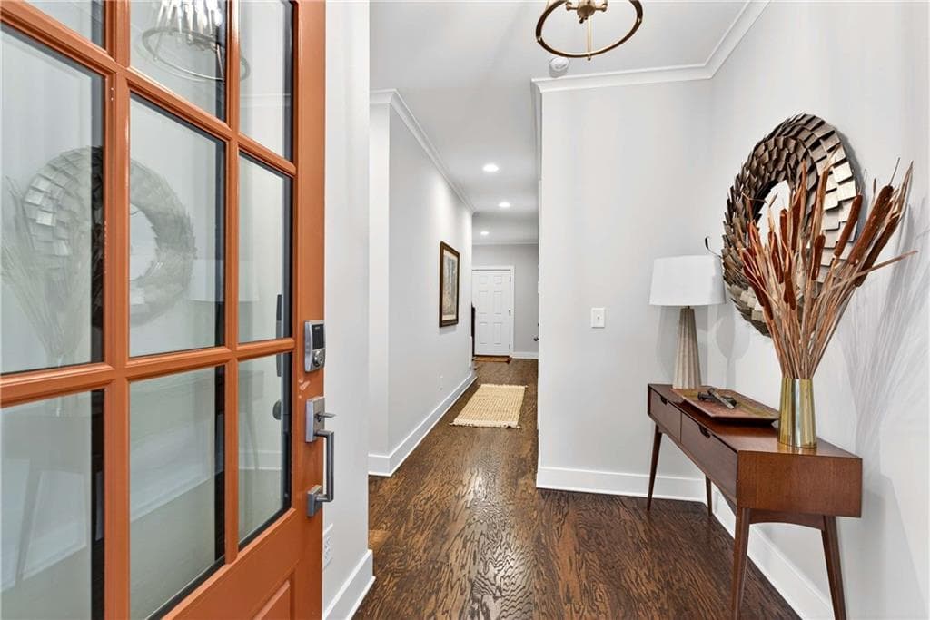 5 bedroom, 6 bathroom, 3,342 sq ft single family residence for sale at 912 Luther Street, Atlanta, GA 30318 — photo 4