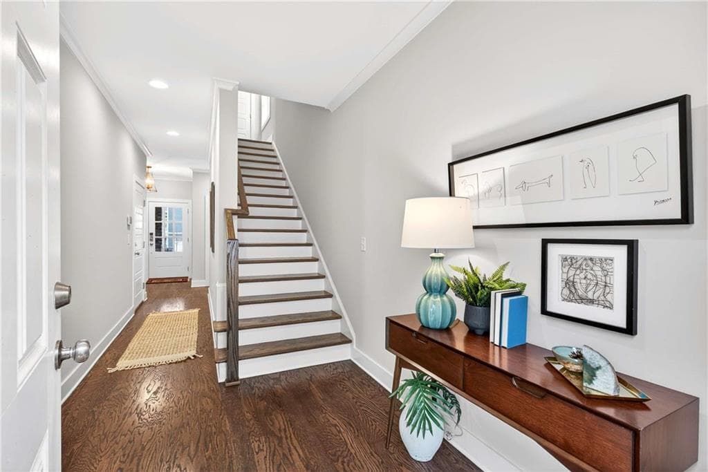 5 bedroom, 6 bathroom, 3,342 sq ft single family residence for sale at 912 Luther Street, Atlanta, GA 30318 — photo 5