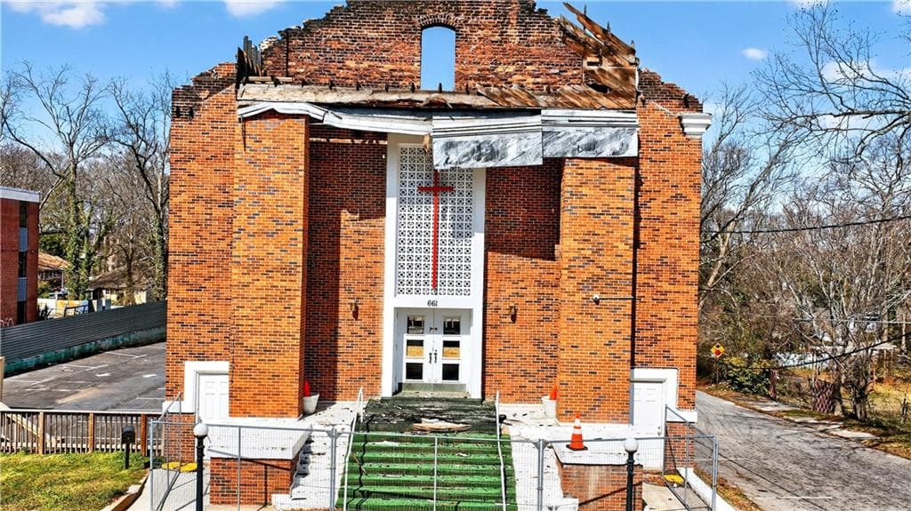 other sold at 669 Dill Avenue, Atlanta, GA 30310