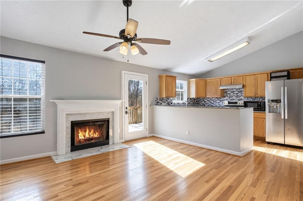 4 bedroom, 3 bathroom, 1,679 sq ft single family residence for sale at 8675 Bayhill Drive, Gainesville, GA 30506 — photo 6