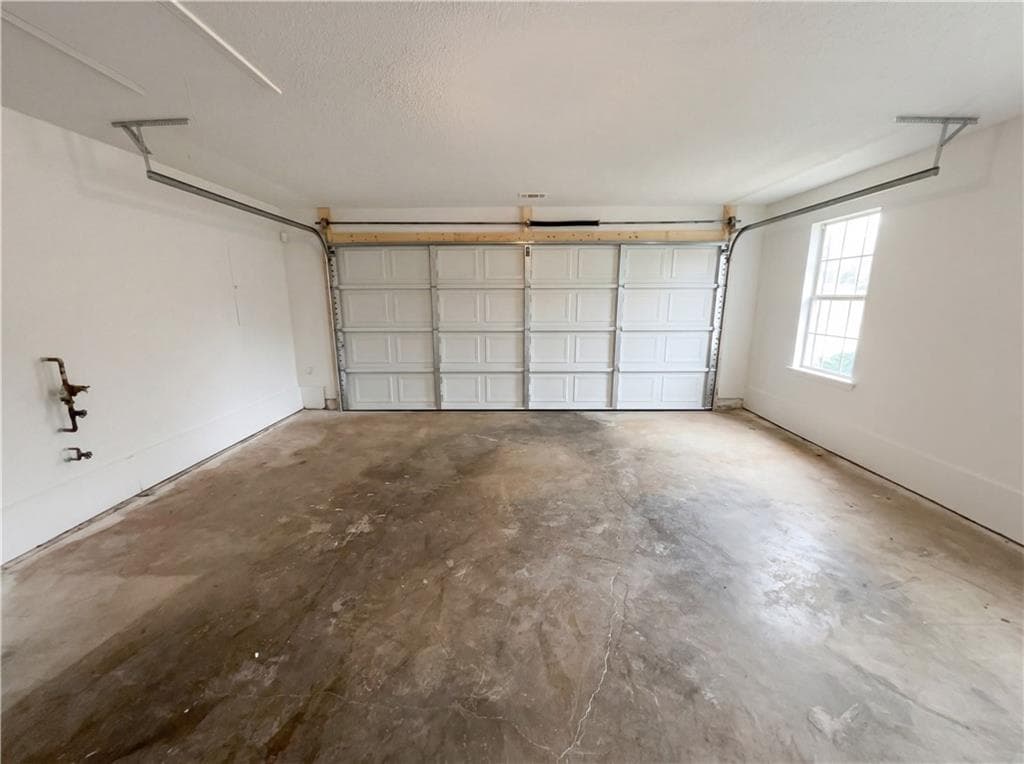 4 bedroom, 2 bathroom, 1,522 sq ft single family residence under contract at 169 Manley Drive, Hampton, GA 30228 — photo 10