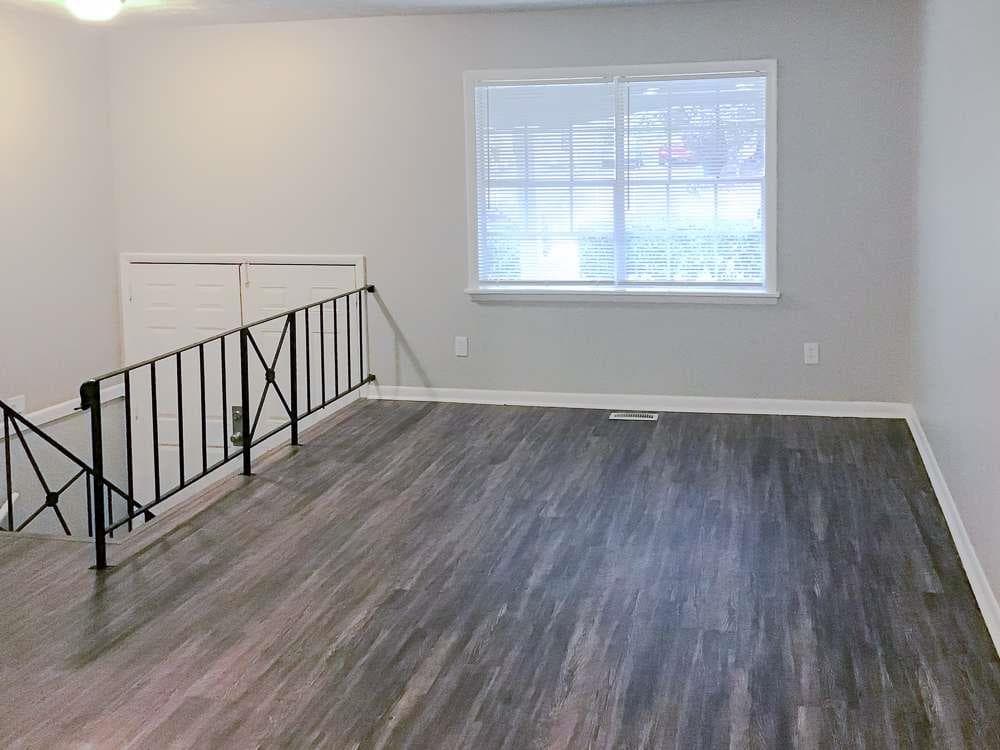 3 bedroom, 2 bathroom, 1,332 sq ft single family residence under contract at 4666 Edwina Lane, Atlanta, GA 30331 — photo 4