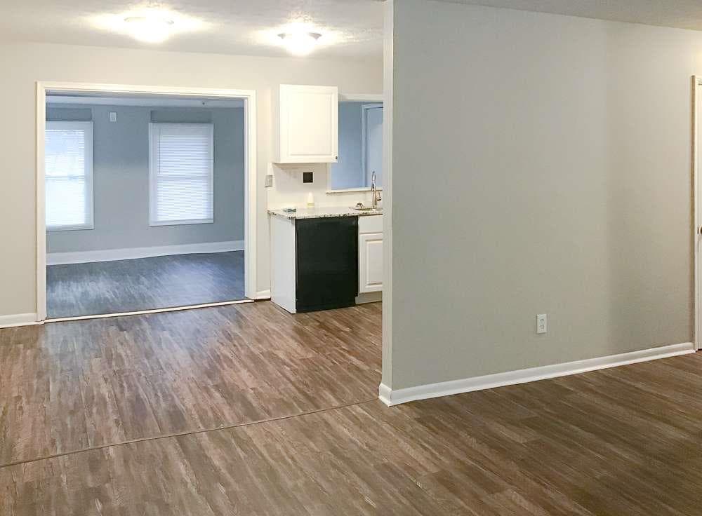 3 bedroom, 2 bathroom, 1,332 sq ft single family residence under contract at 4666 Edwina Lane, Atlanta, GA 30331 — photo 8
