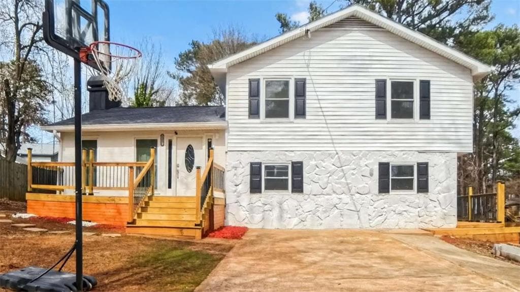 3221 Bromley Rowe, Duluth, GA 30096 — most recent listing photo