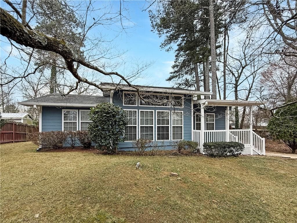 2735 Lakeside Trail, Cumming, GA 30041 — most recent listing photo