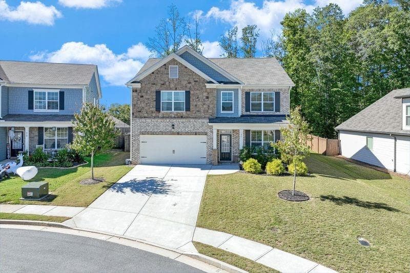 5 bedroom, 4 bathroom, 2,908 sq ft single family residence for sale at 92 Wyevale Court, Braselton, GA 30517 — photo 1 of 48