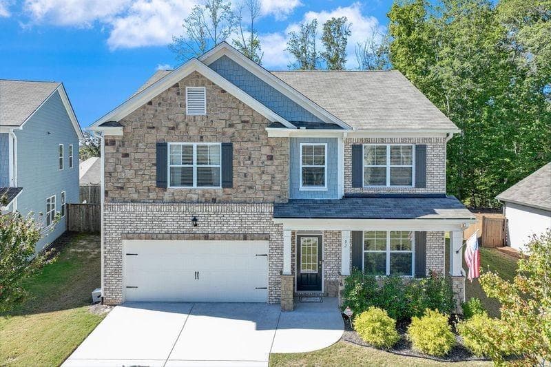 5 bedroom, 4 bathroom, 2,908 sq ft single family residence for sale at 92 Wyevale Court, Braselton, GA 30517 — photo 7
