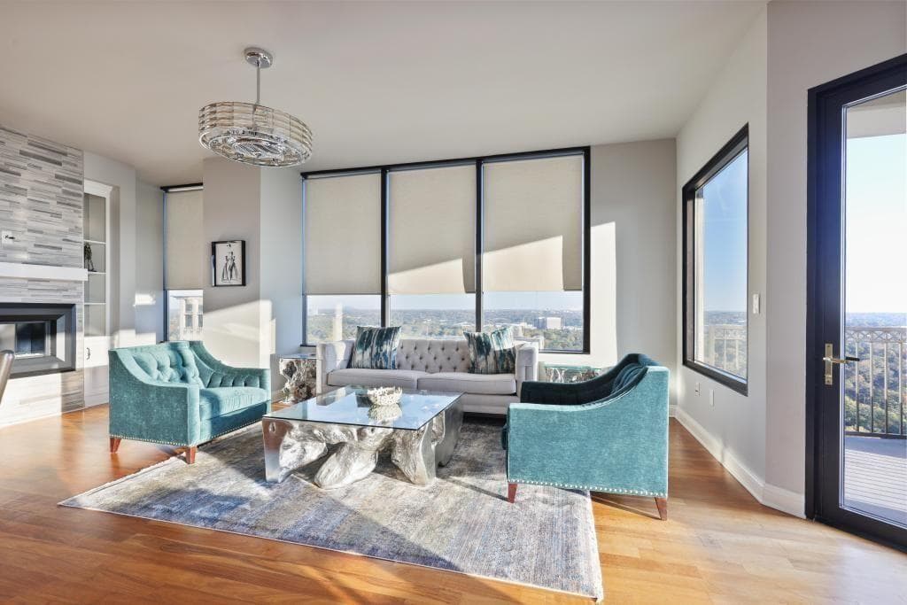 3 bedroom, 3 bathroom, 2,742 sq ft condominium for sale at 2828 Peachtree Road 2701, Atlanta, GA 30305 — photo 7